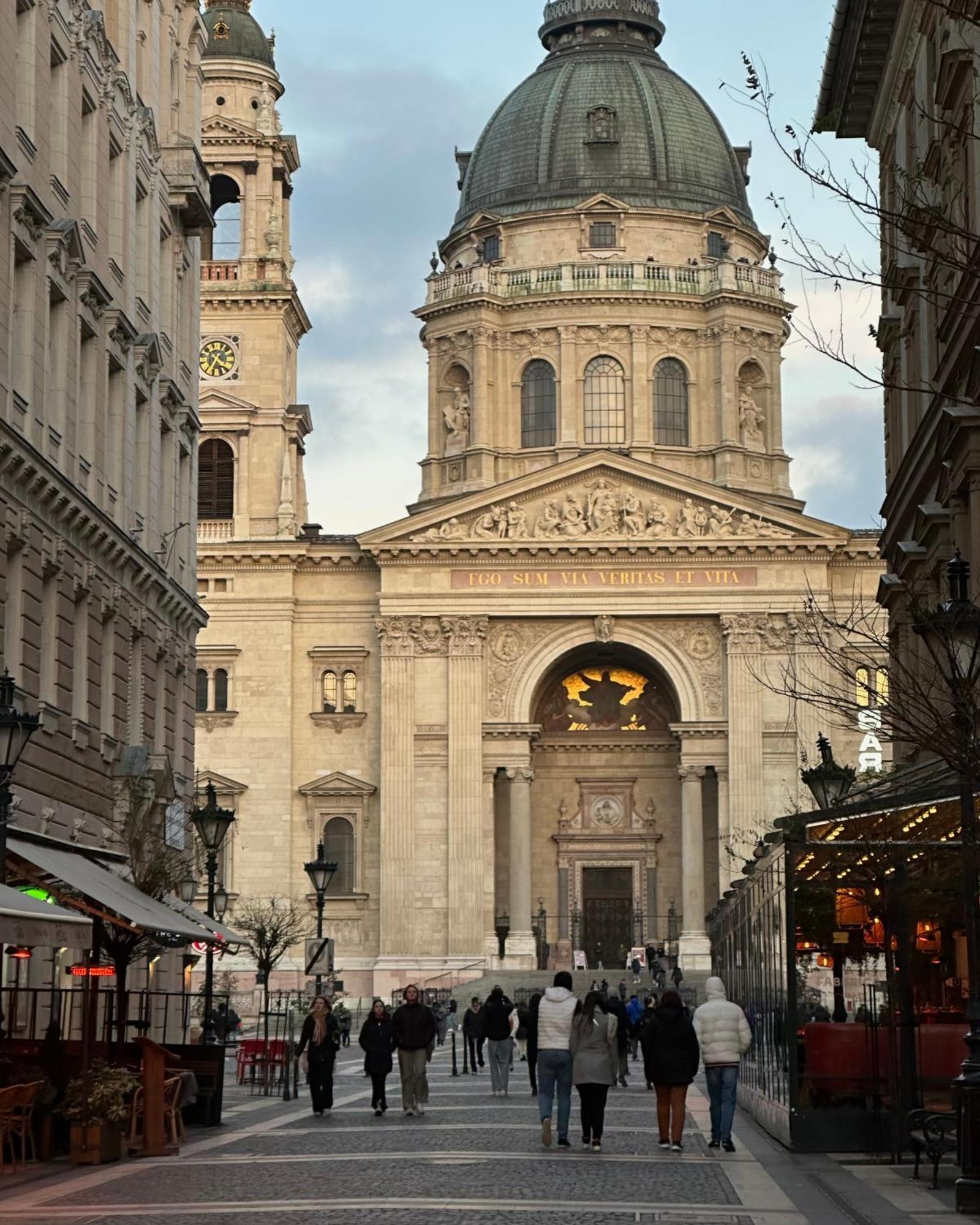 Dolce Vita Basilica Apartment Budapest Exterior photo